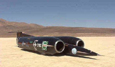 427369_thrust-ssc-auto-kuriozita